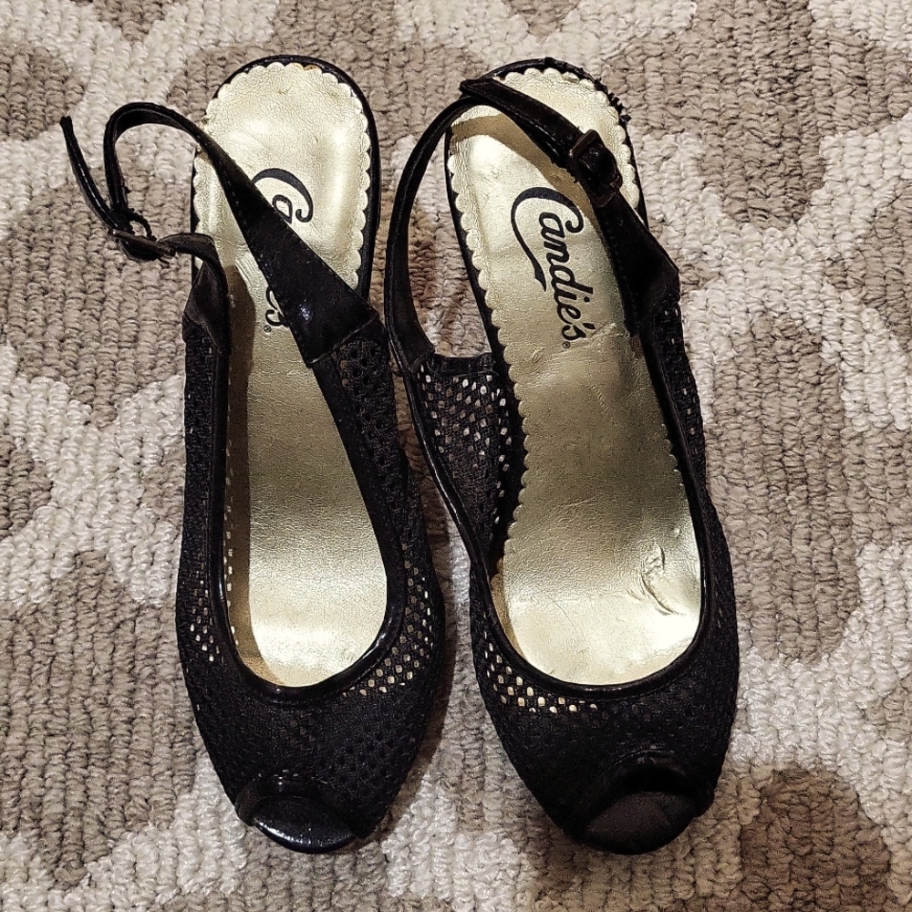 Candies leather women's shoe, size 6, Black color